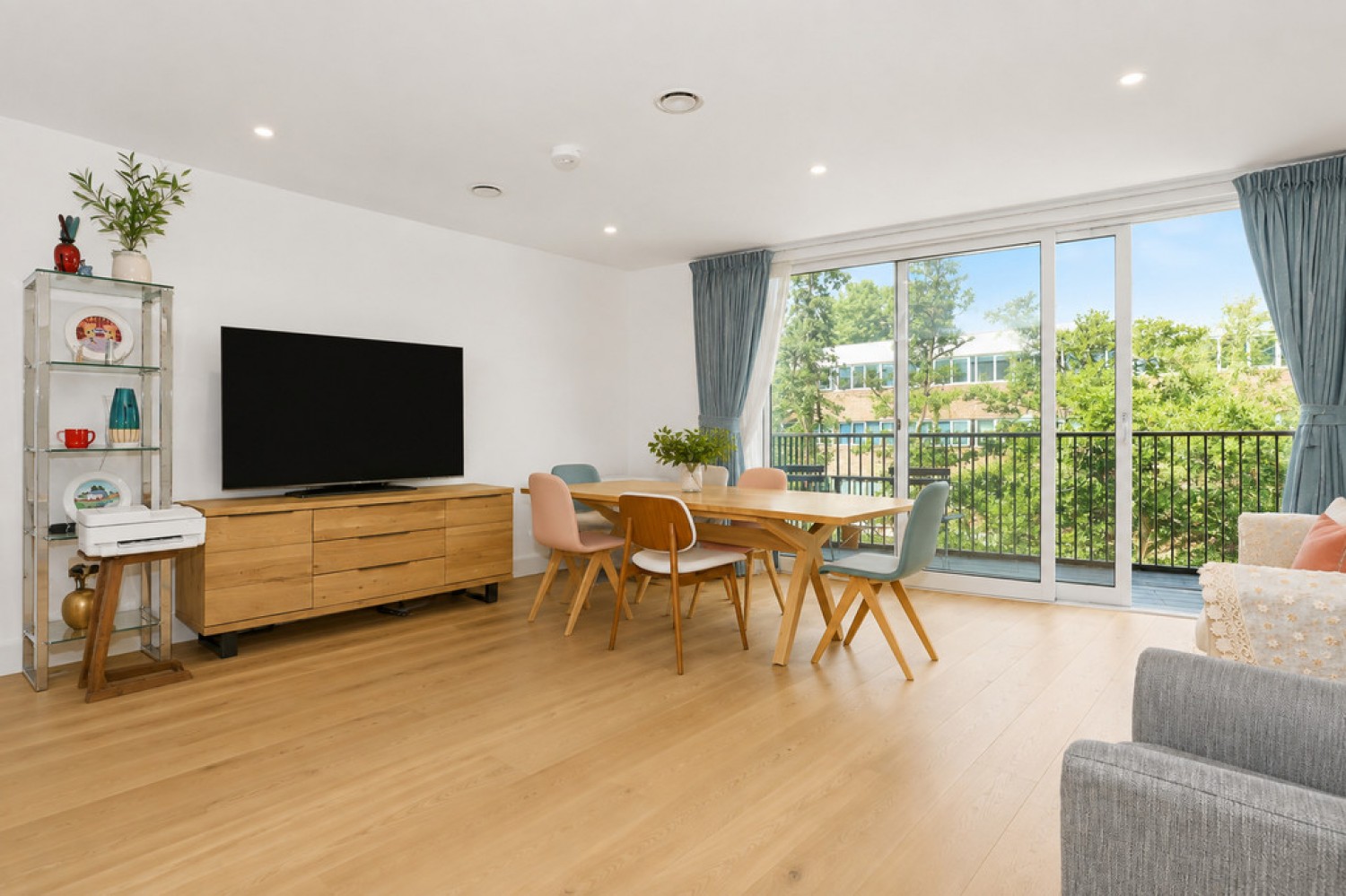 2 bedroom Flat for Sale Mill Stream House, Norfolk Street