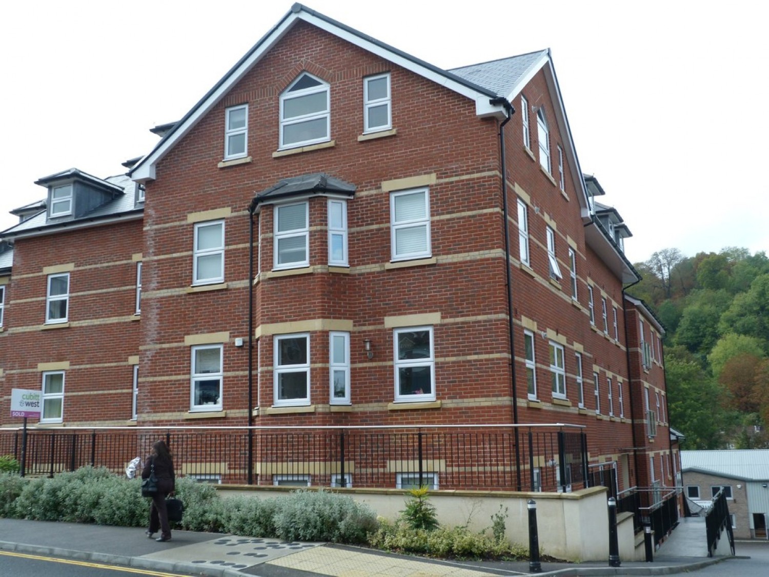 2 bedroom Flat for Letting Caterham