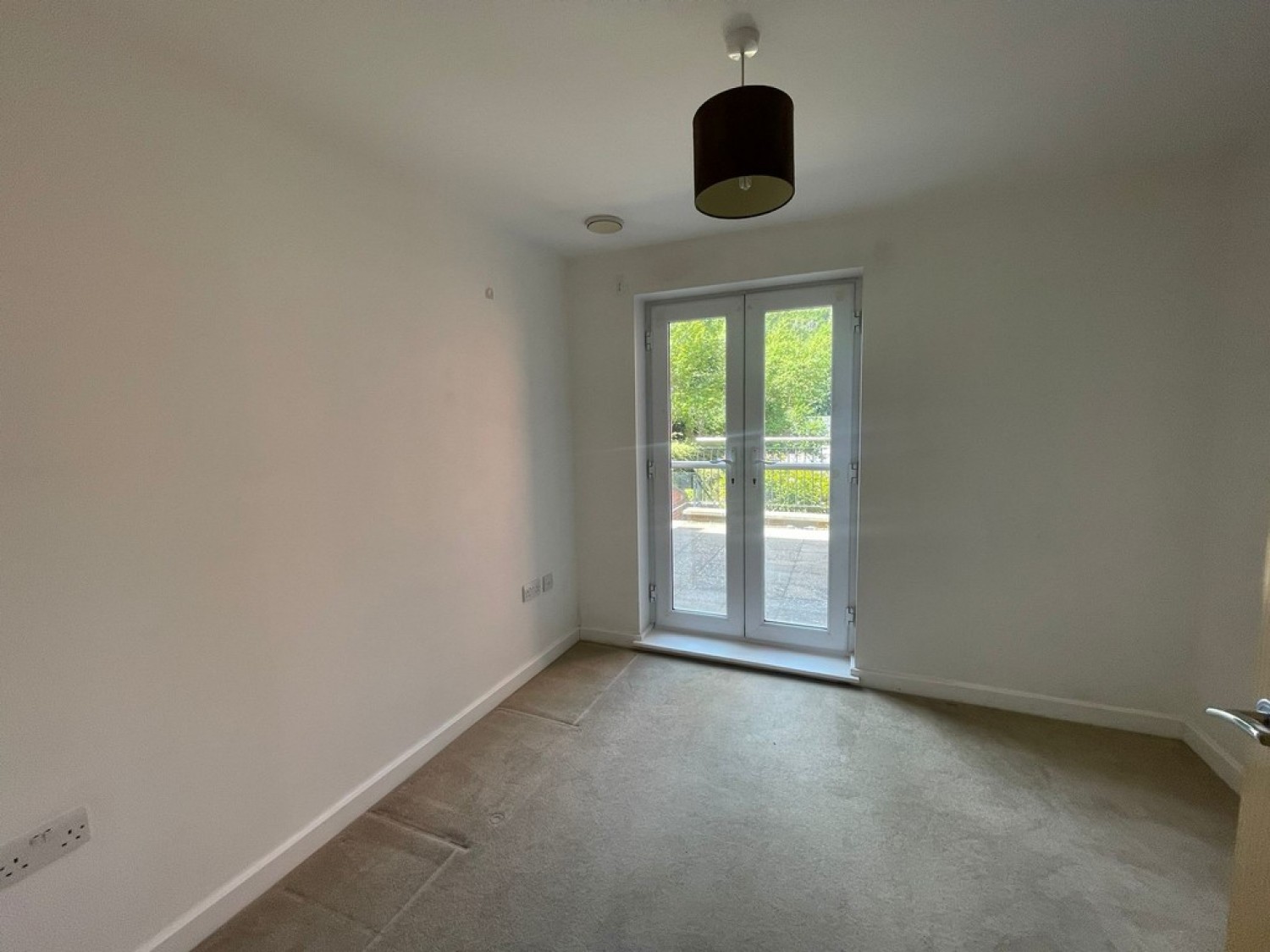 2 bedroom Flat for Letting Caterham