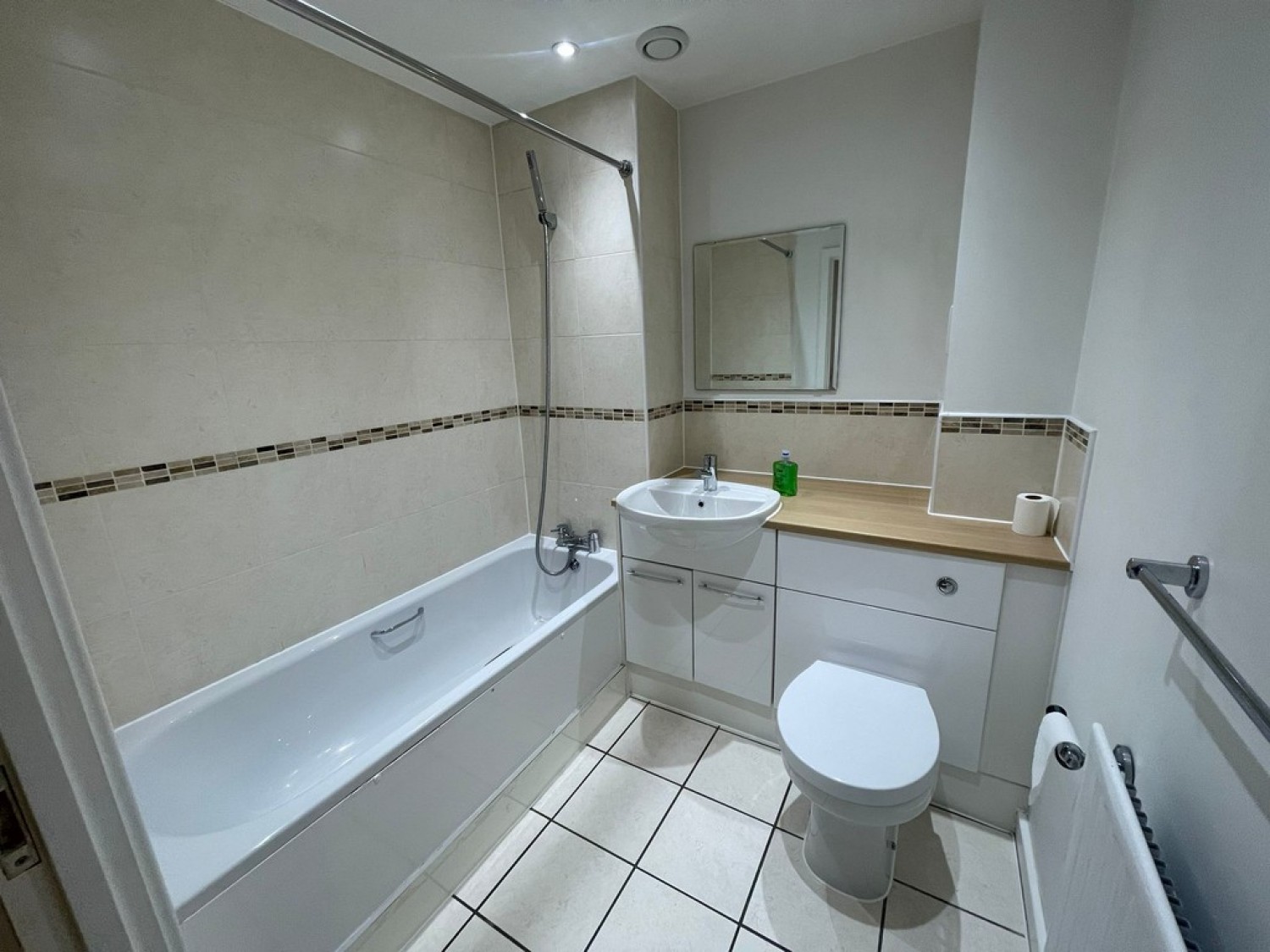 2 bedroom Flat for Letting Caterham