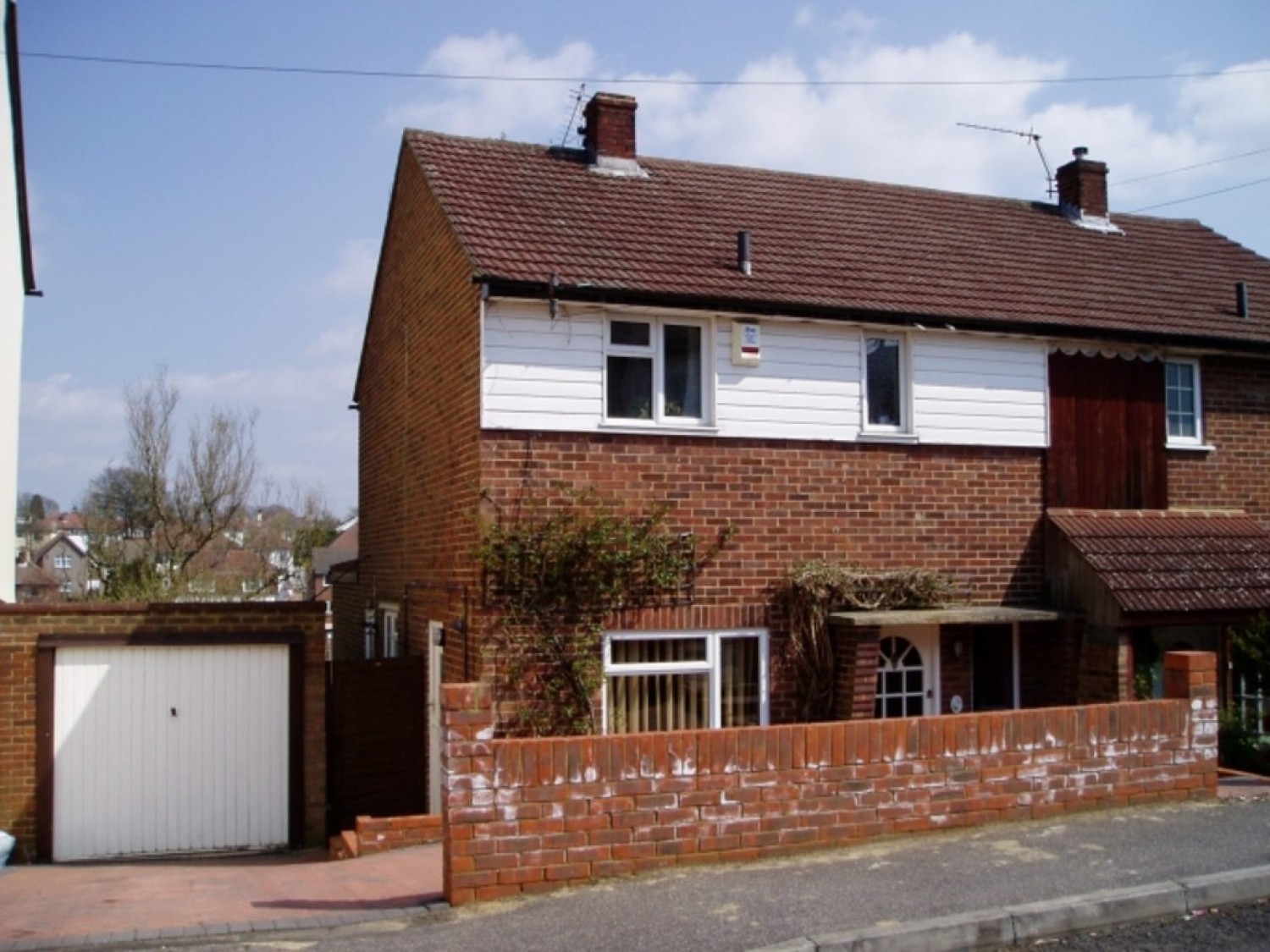 3 bedroom House for Letting Caterham On The Hill