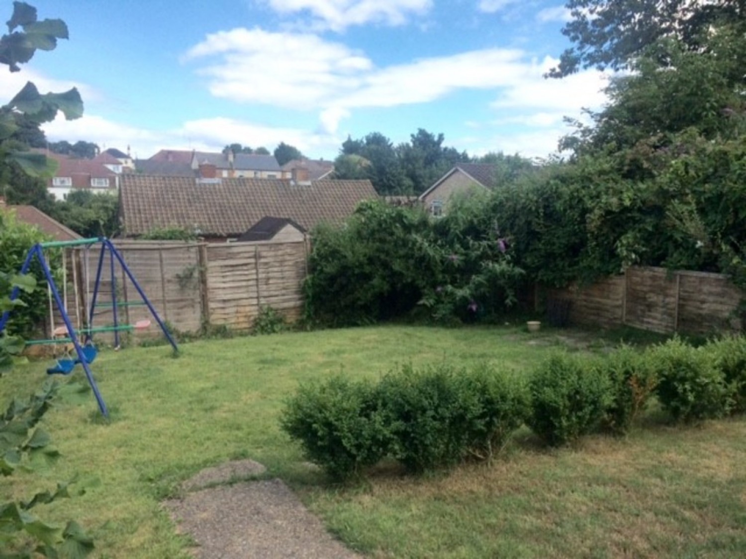 3 bedroom House for Letting Caterham On The Hill