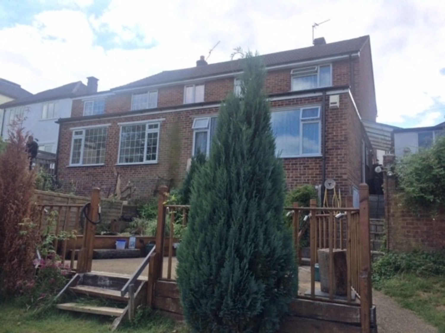 3 bedroom House for Letting Caterham On The Hill