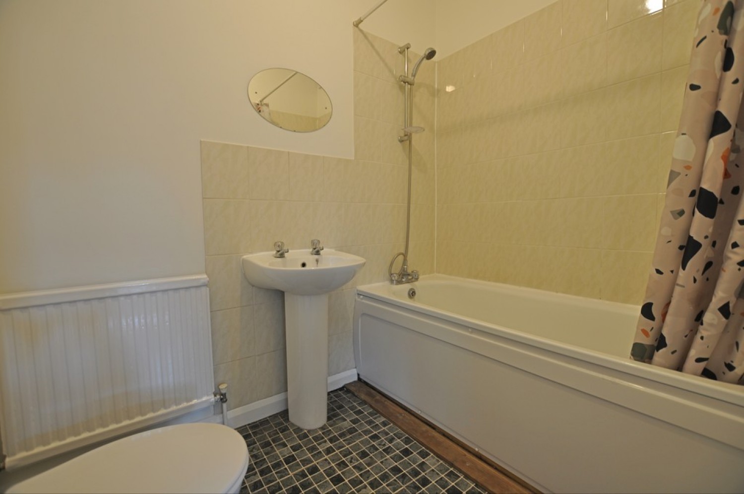 1 bedroom Flat for Letting Caterham