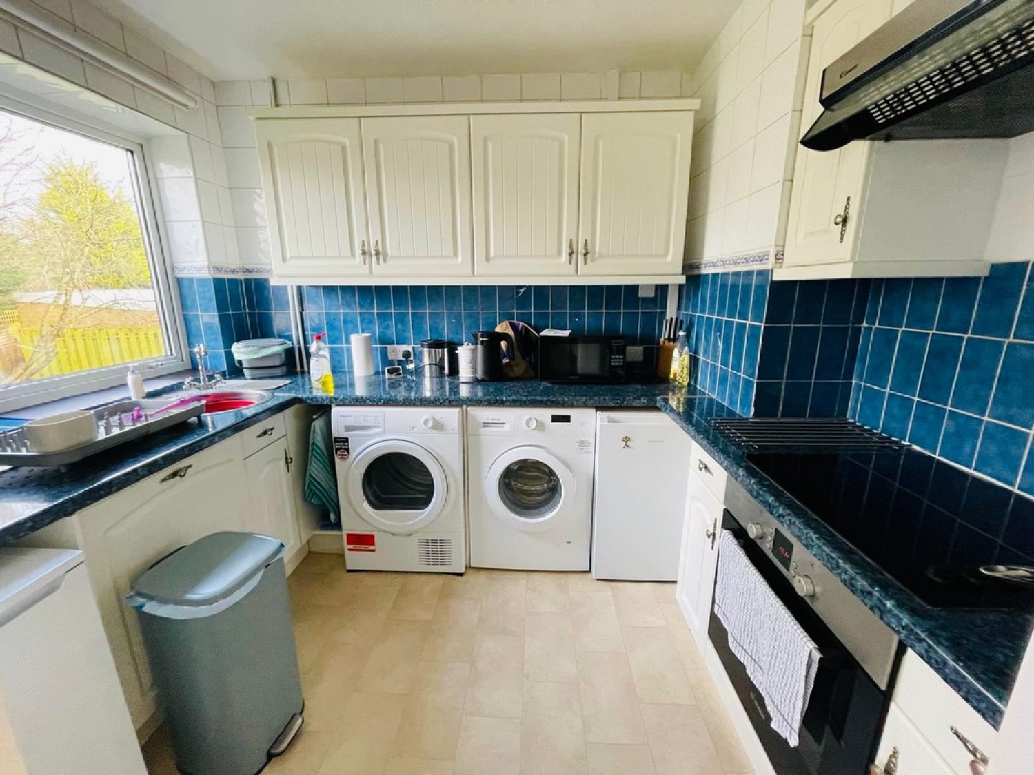 2 bedroom Flat in Liskeard Lodge, Tupwood Lane