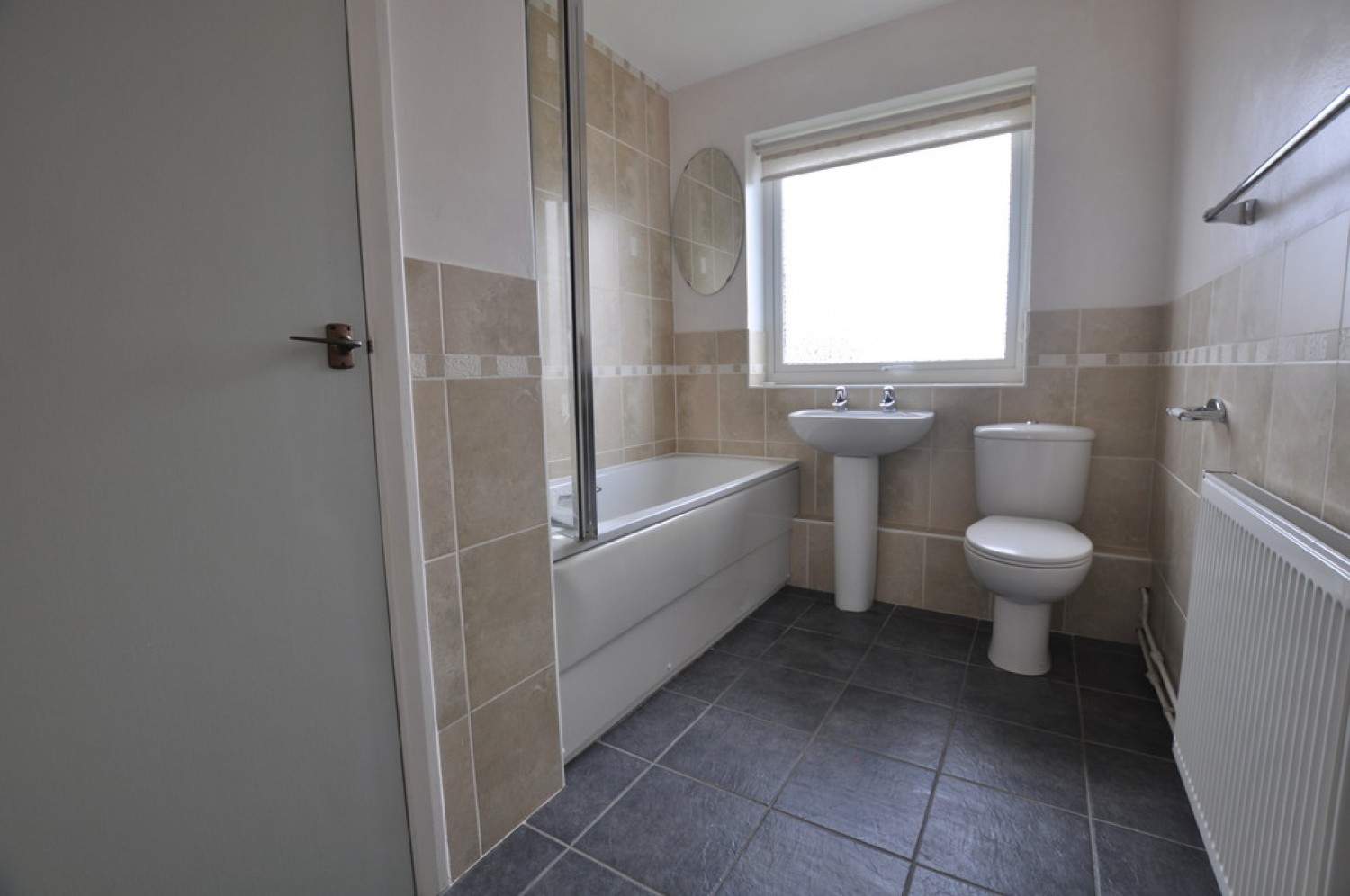 2 bedroom Property for Letting Caterham
