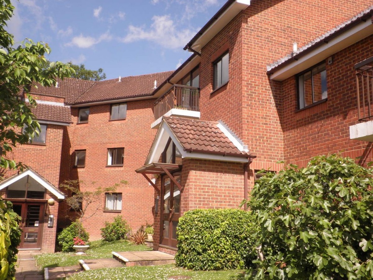 Oakfield Drive, Reigate