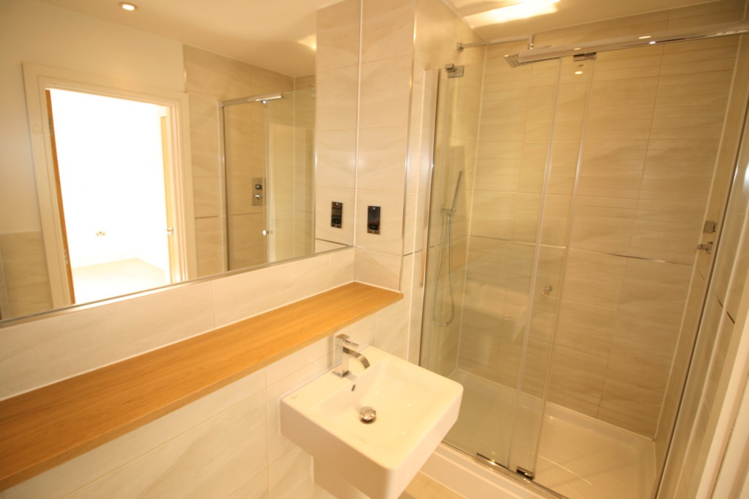 2 bedroom Flat for Letting Reigate