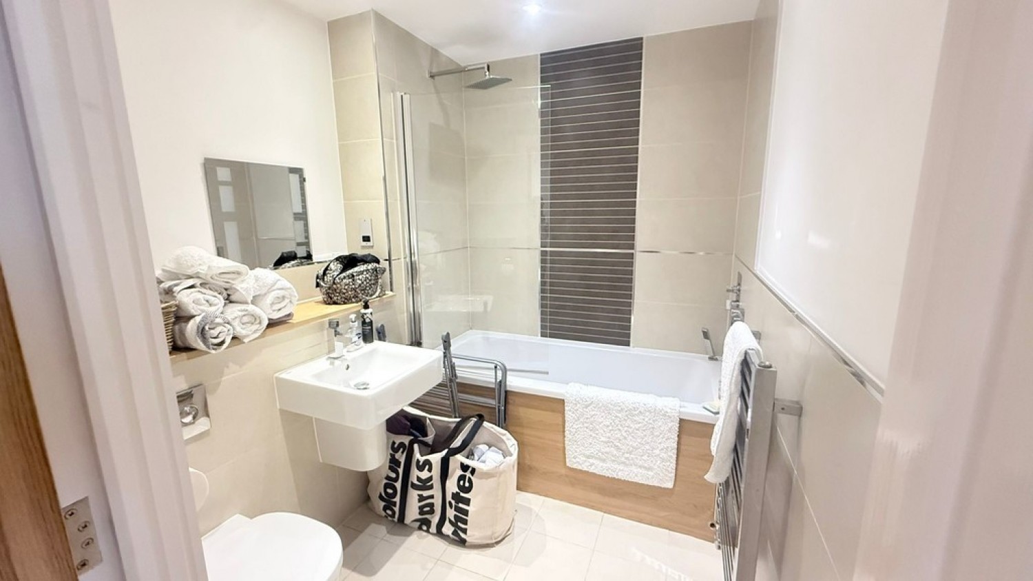 2 bedroom Flat for Letting Warren Road, Reigate