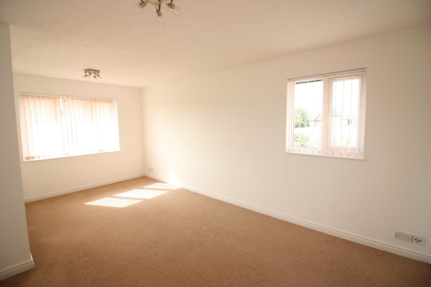 Canons Close, Reigate