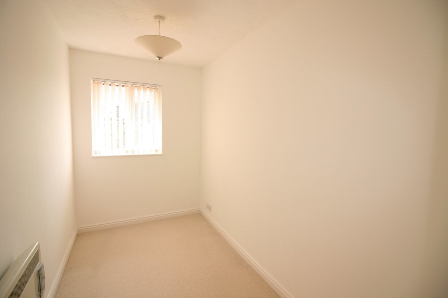 Canons Close, Reigate