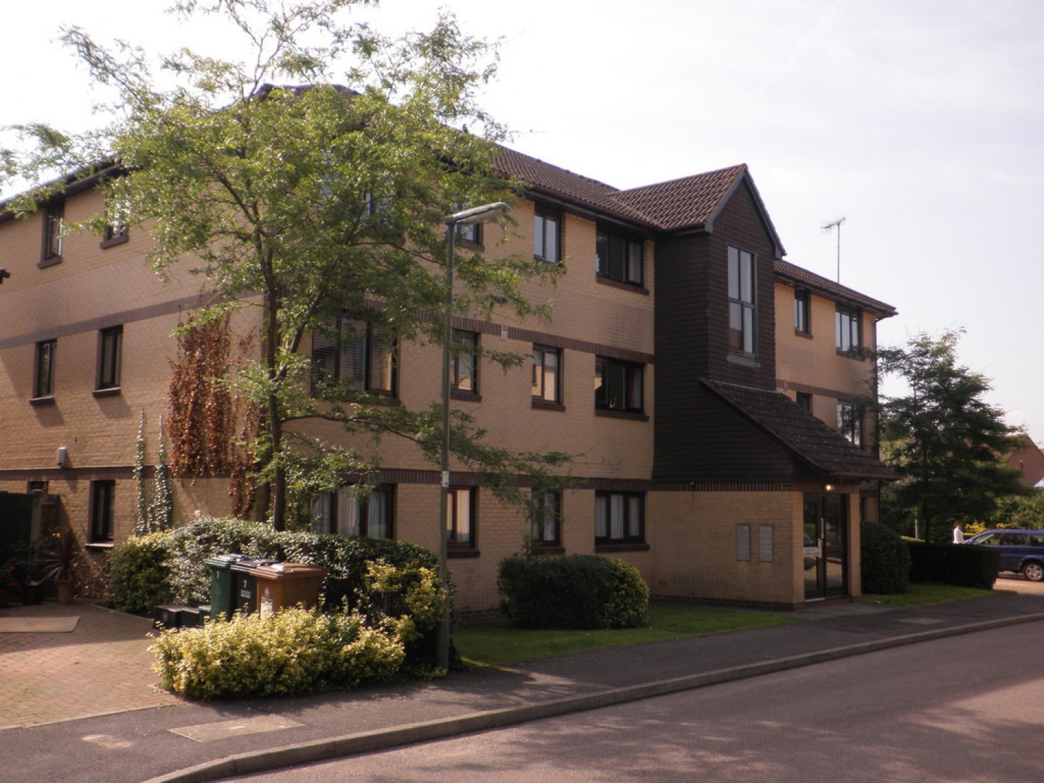 Canons Close, Reigate