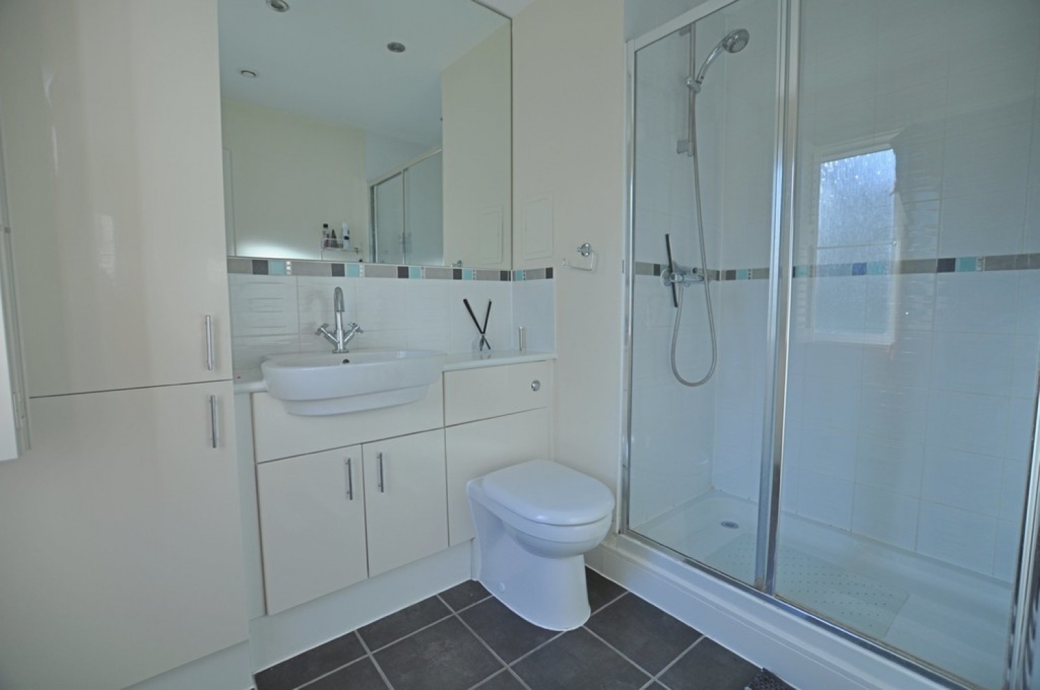 2 bedroom Flat for Letting Stanstead Road, Caterham, Surrey