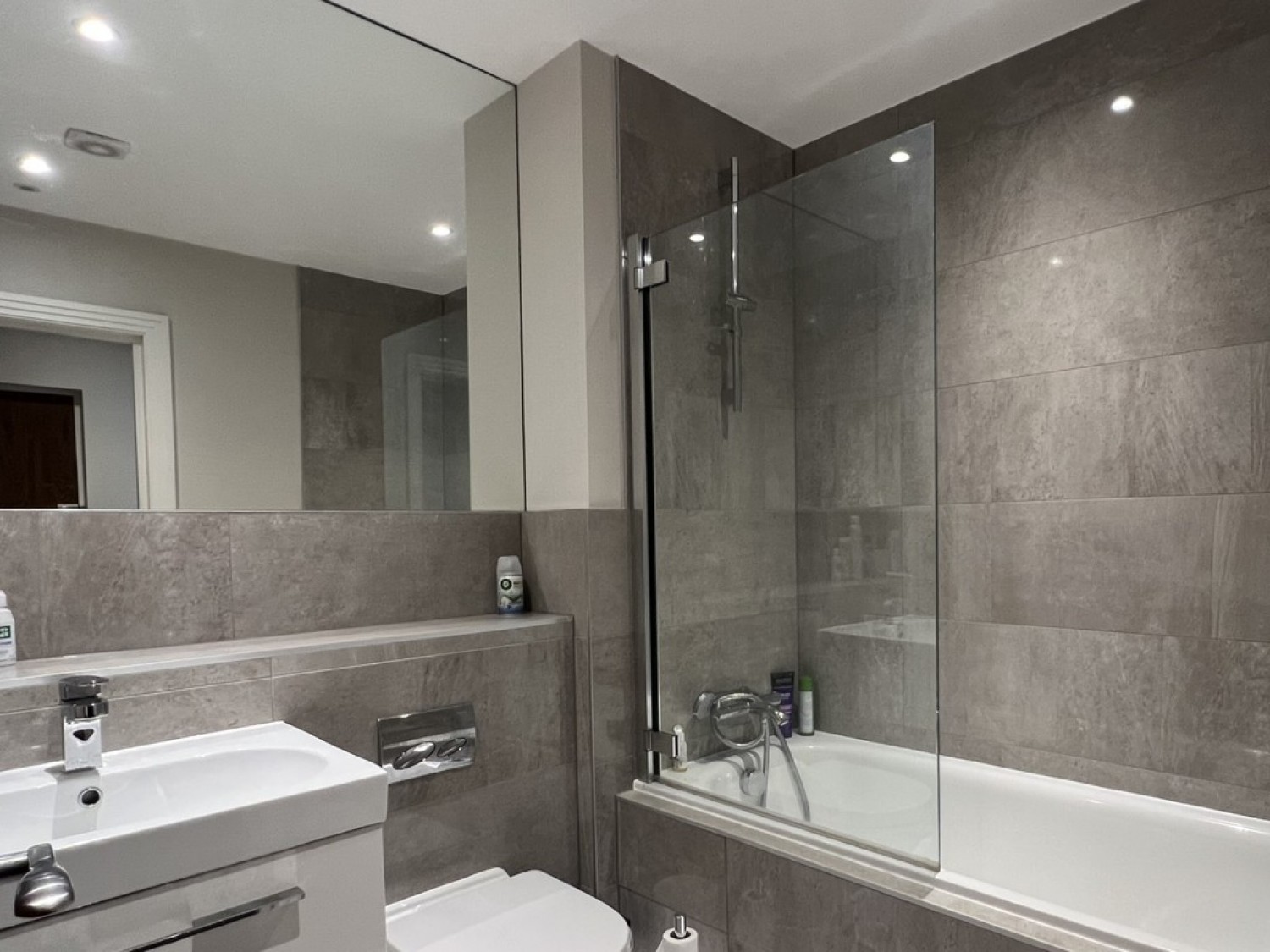 1 bedroom Flat for Letting Reigate