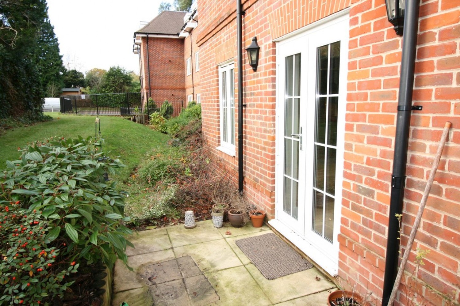 2 bedroom Flat for Letting Reigate Road , Reigate