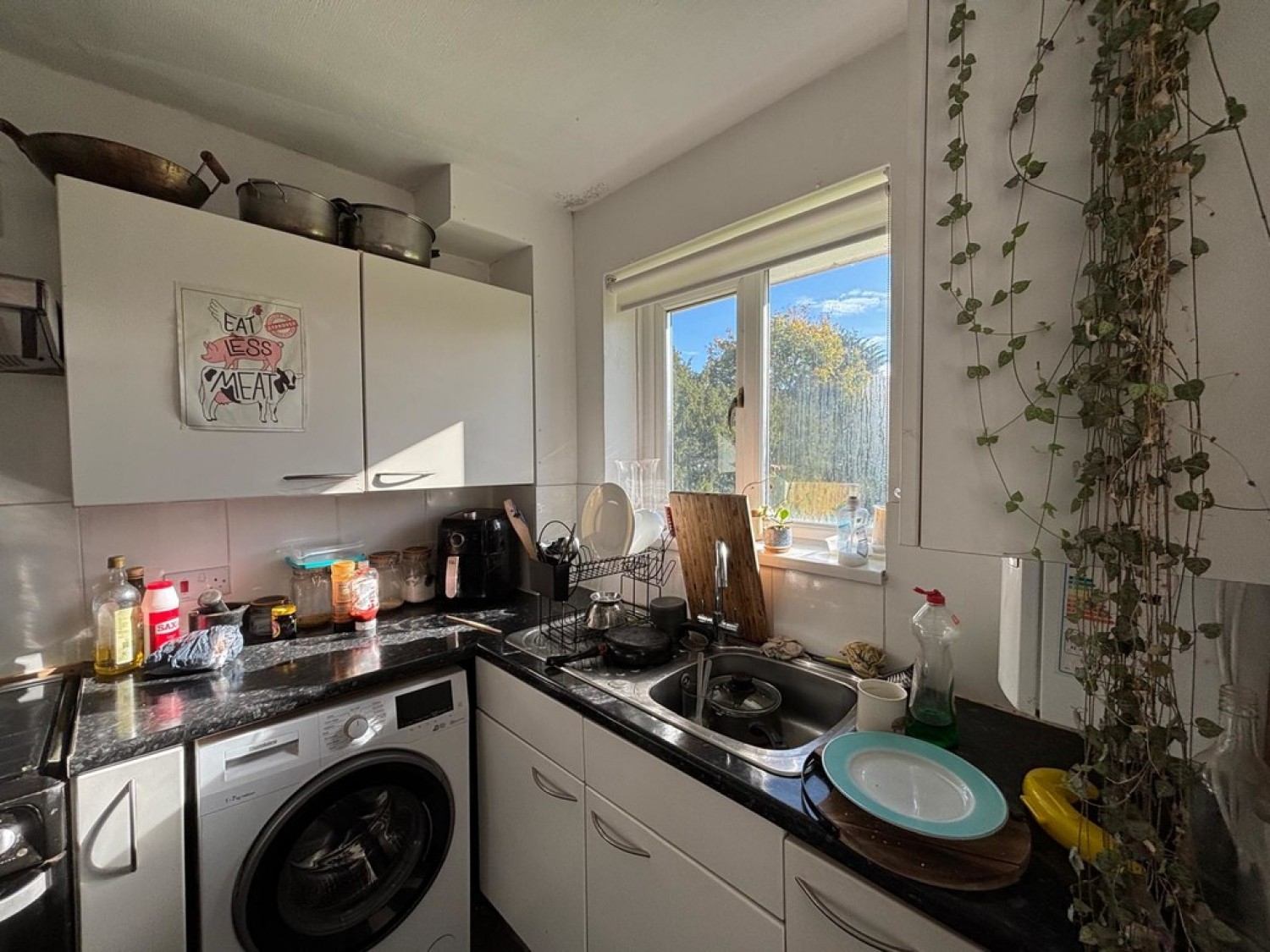 2 bedroom Flat for Letting Merrywood Park, Reigate