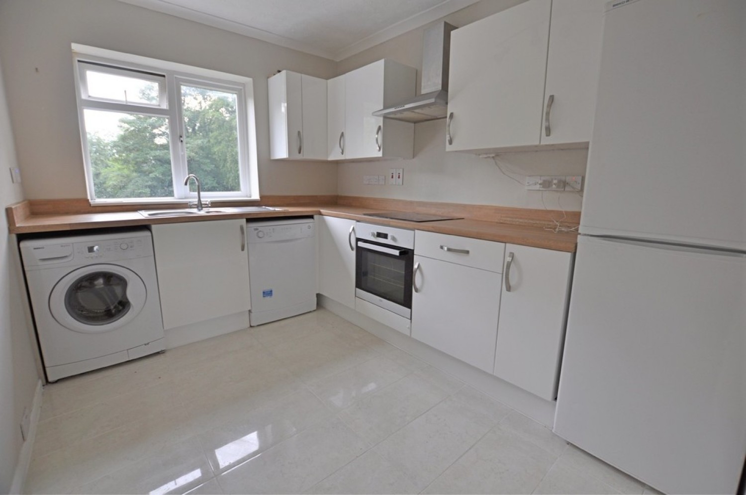 2 bedroom Flat for Letting Caterham