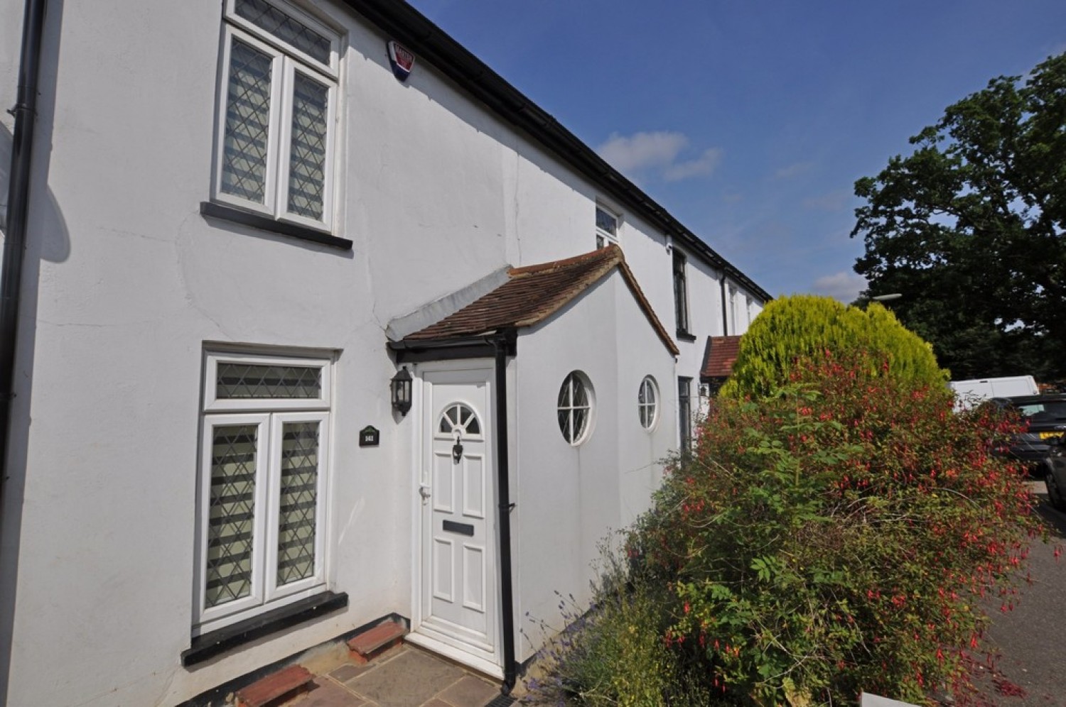 2 bedroom House for Letting Caterham on the Hill