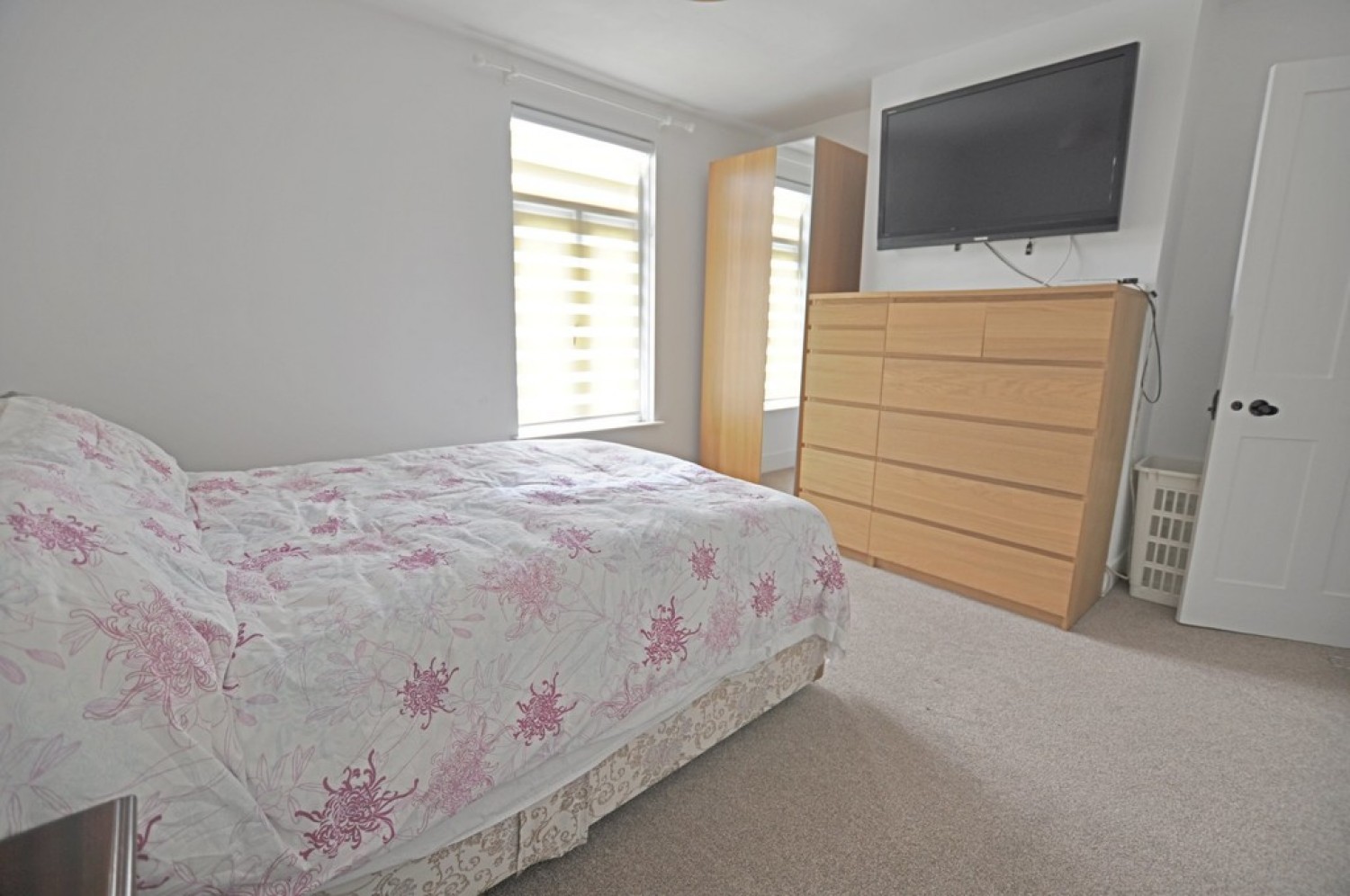 2 bedroom House for Letting Caterham on the Hill