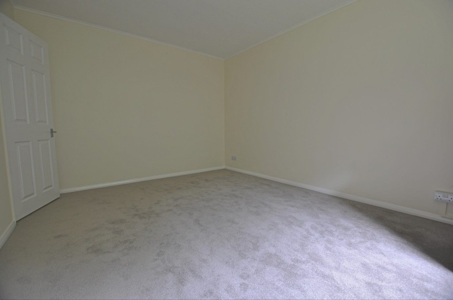 2 bedroom Flat for Letting Caterham