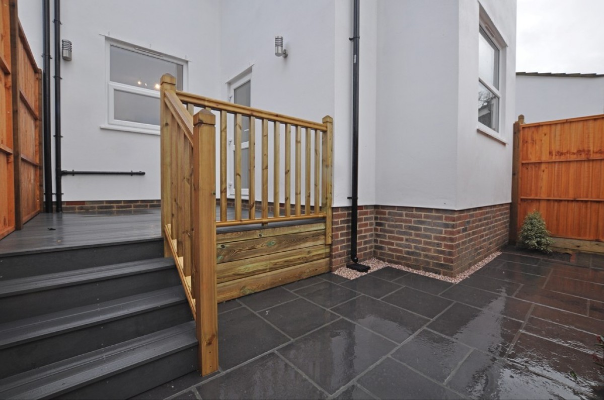 Francis Road, Caterham