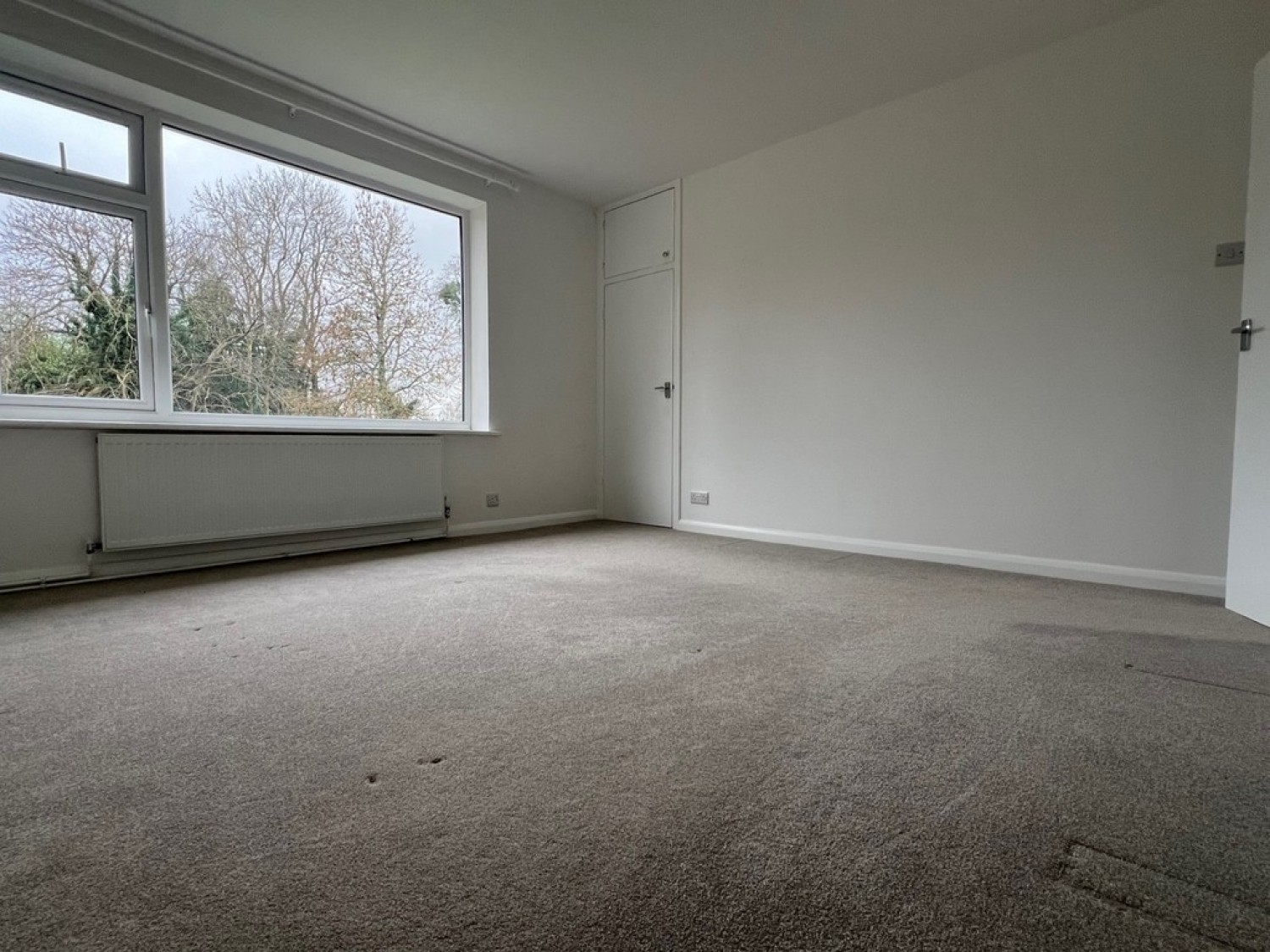 2 bedroom Property for Letting Tupwood Lane, Caterham