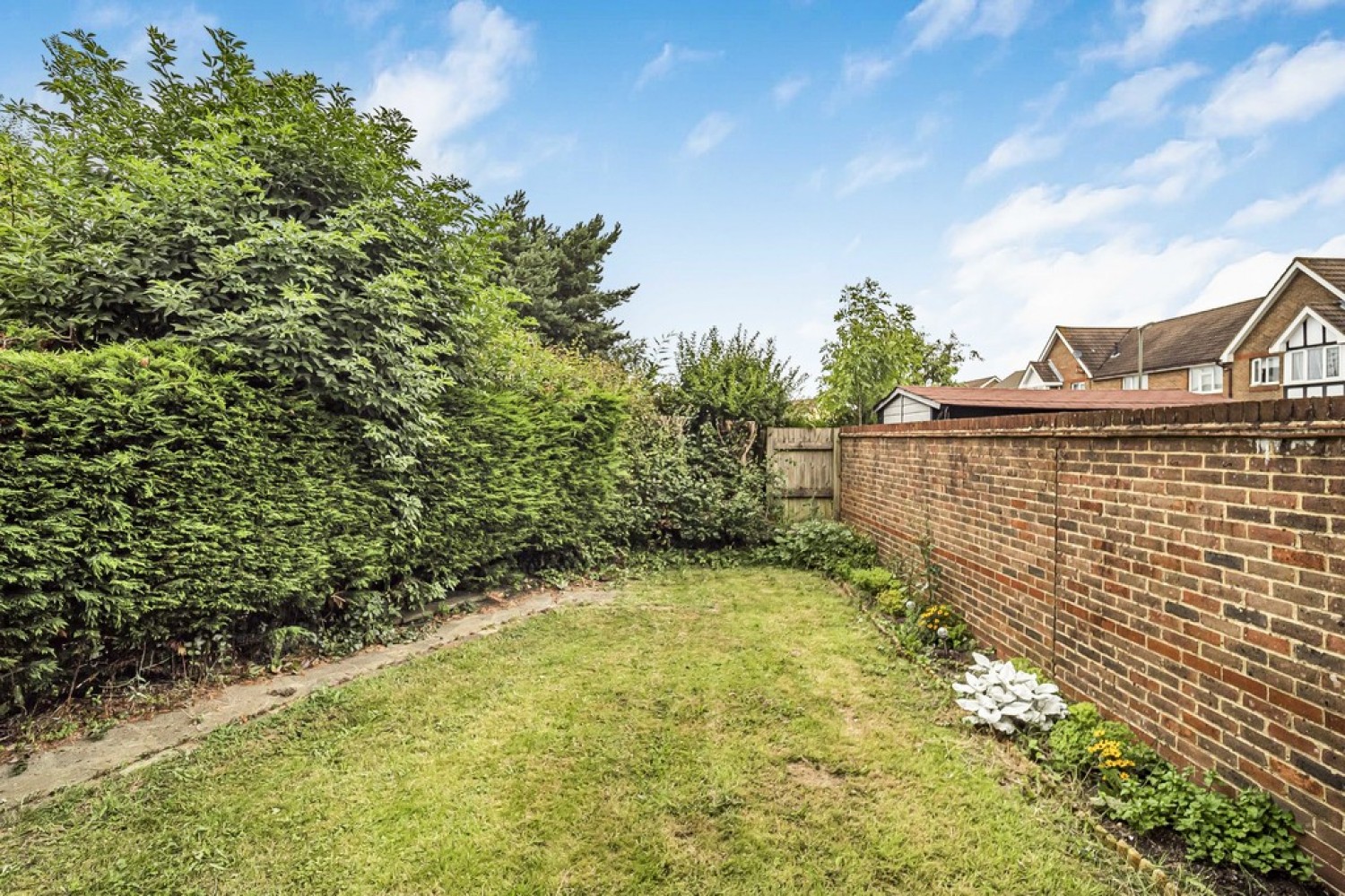Howe Drive, Caterham