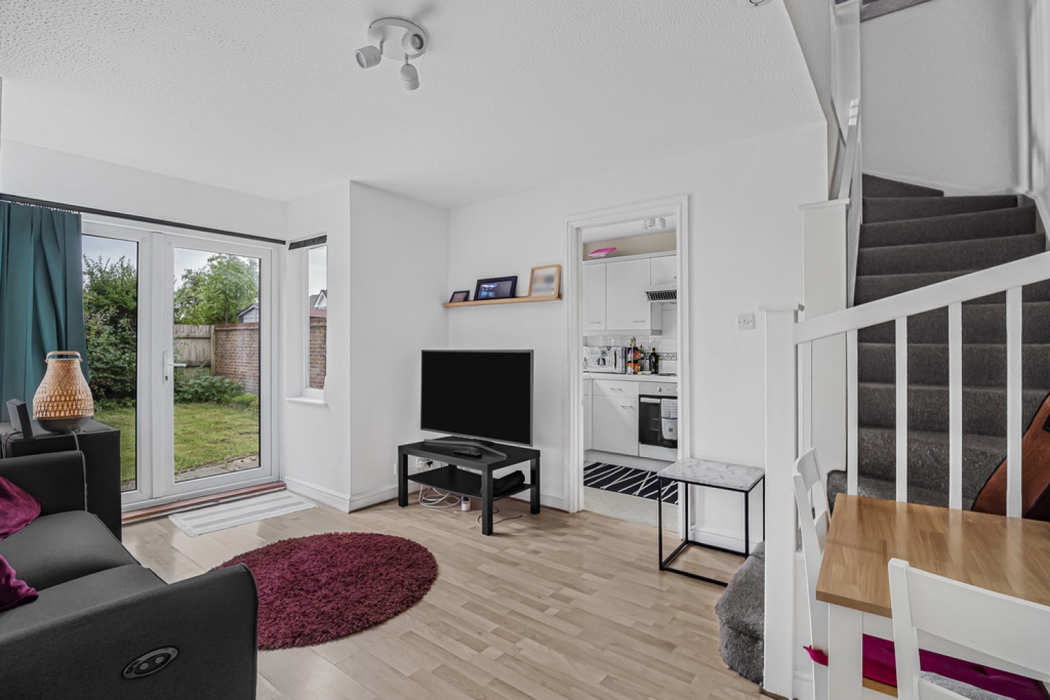 Howe Drive, Caterham