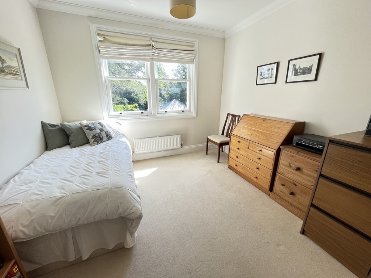 Wray Park Road, Reigate