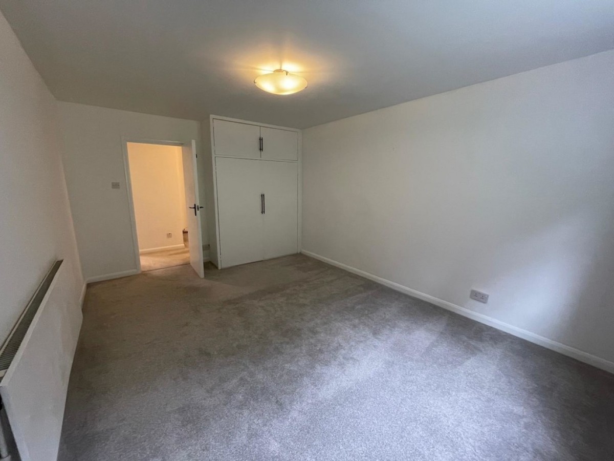 Silvermere Court, Harestone Valley Road, Caterham, Surrey