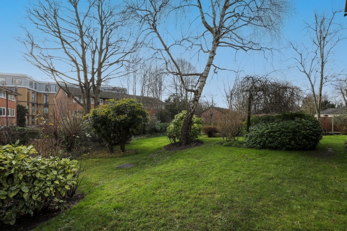 Linkfield Lane, Redhill