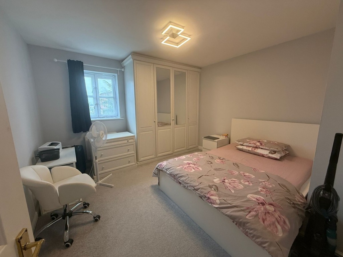 Royal Earslwood Park, Earlswood, Surrey