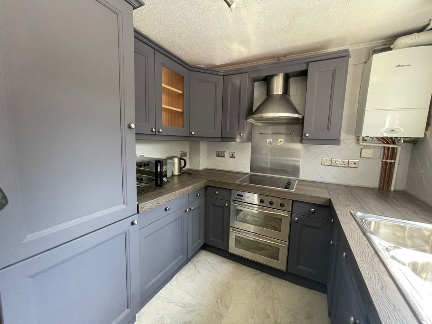 2 bedroom House for Letting HillView, Whyteleafe