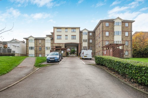 Kearton Place, Croydon Road