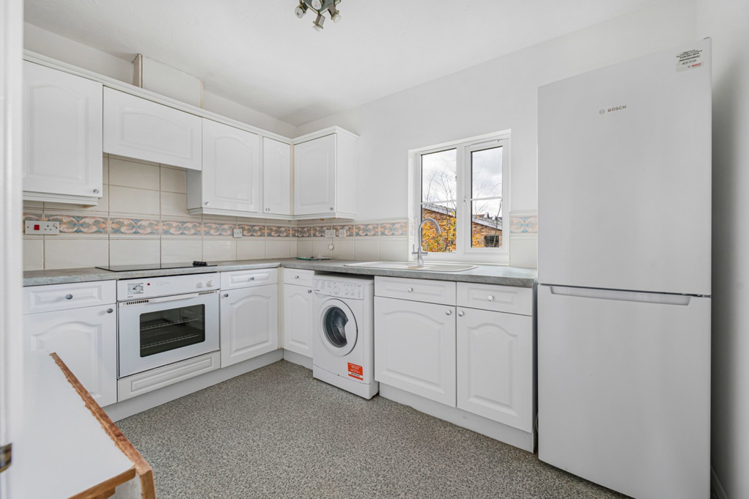 2 bedroom Flat in Kearton Place, Croydon Road