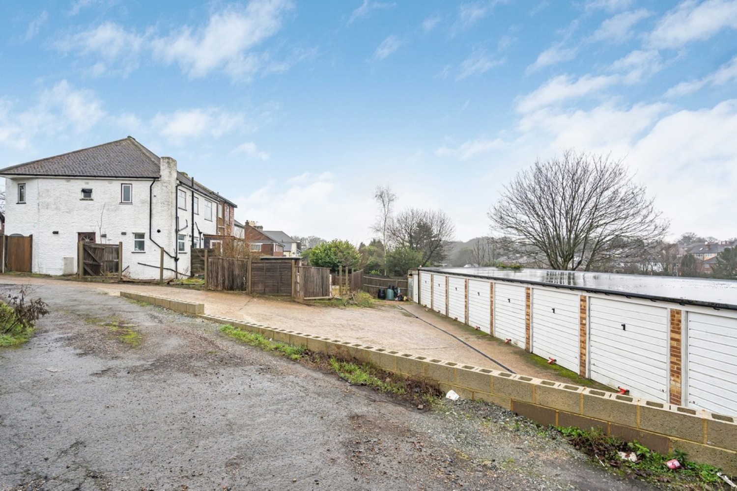 2 bedroom Flat for Auction Cromwell Road, Caterham