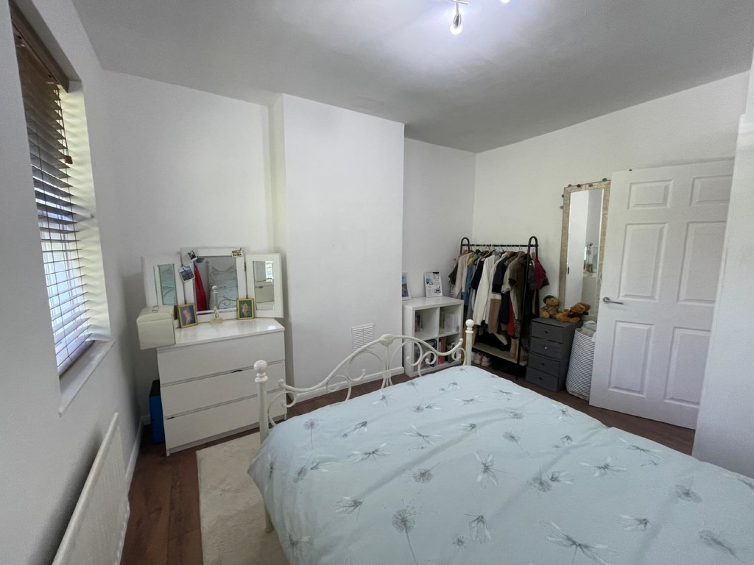 2 bedroom Flat for Letting The Grove