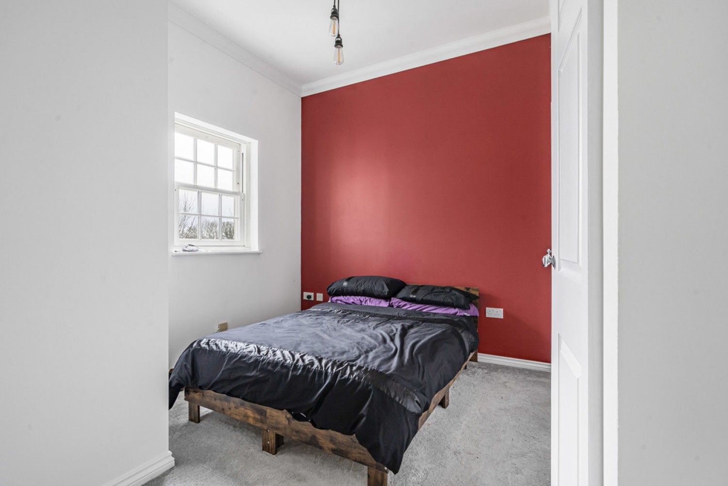 2 bedroom Flat for Sale Gawton Crescent, Netherne On The Hill