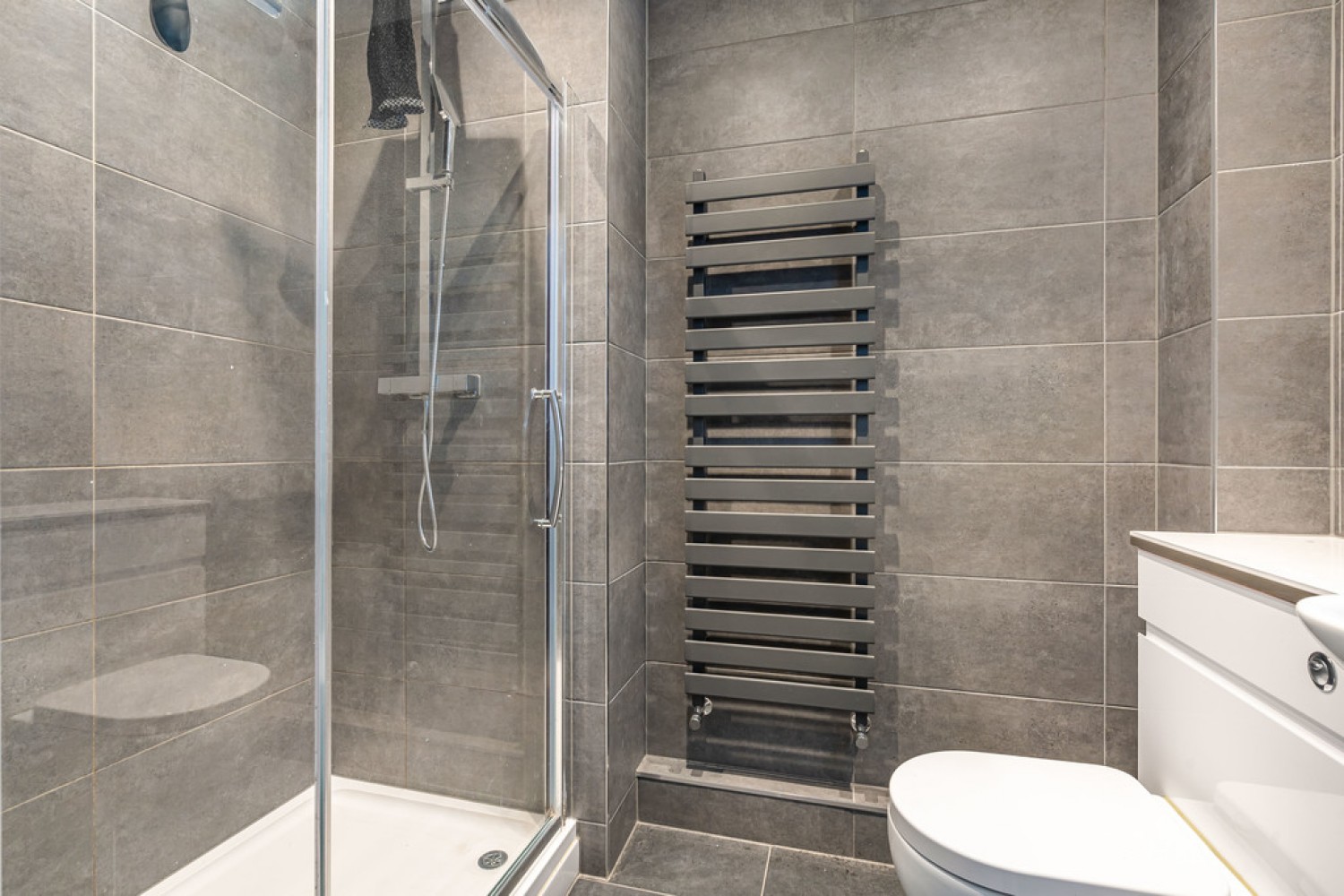 2 bedroom Flat for Sale Gawton Crescent, Netherne On The Hill