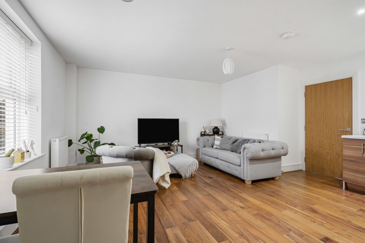 Warren Road, Reigate