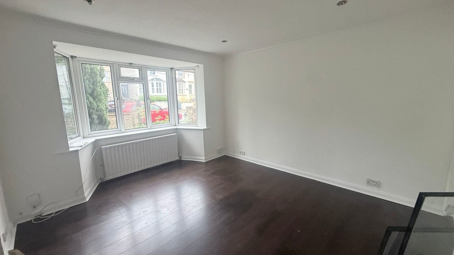 4 bedroom House for Letting Elsbrook Road, Redhill