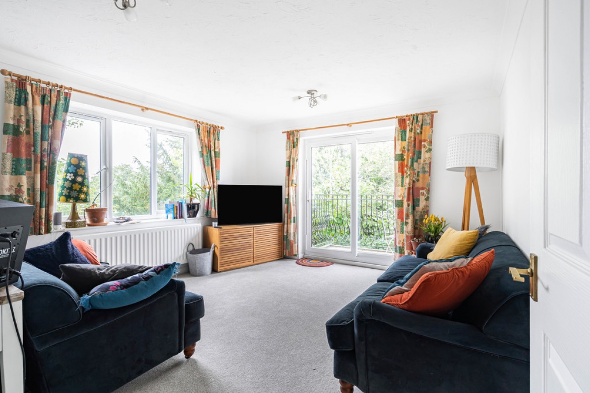 15 Queens Court, St Annes Way