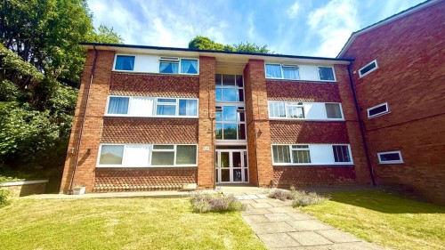 Whyteleafe