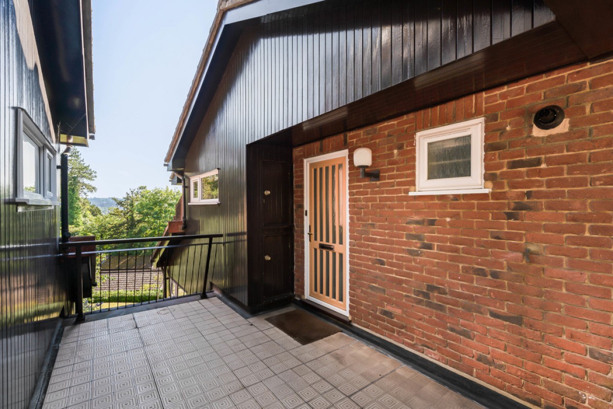 Succombs Place, Warlingham