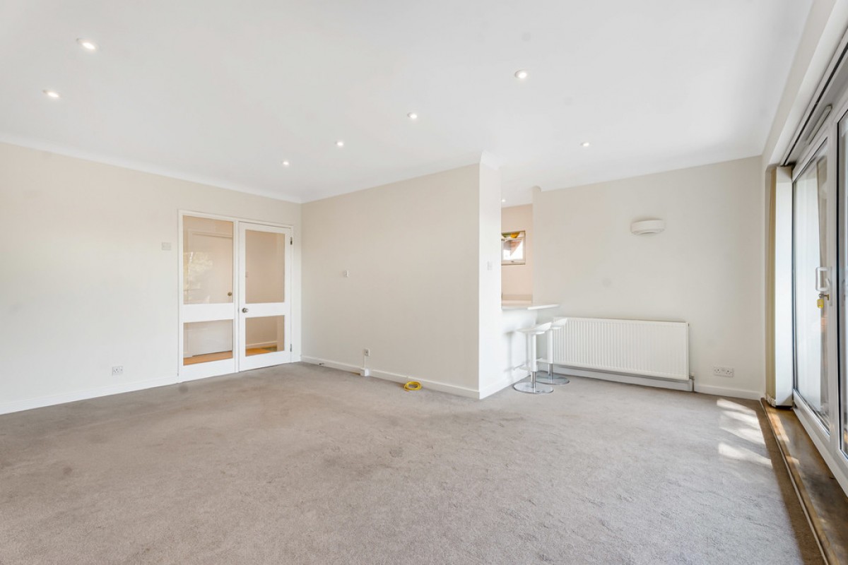 Succombs Place, Warlingham