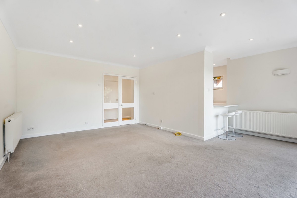 Succombs Place, Warlingham