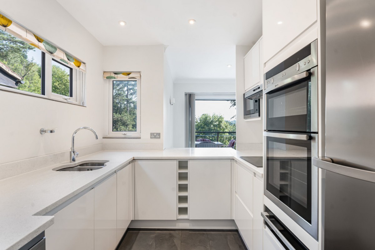 Succombs Place, Warlingham