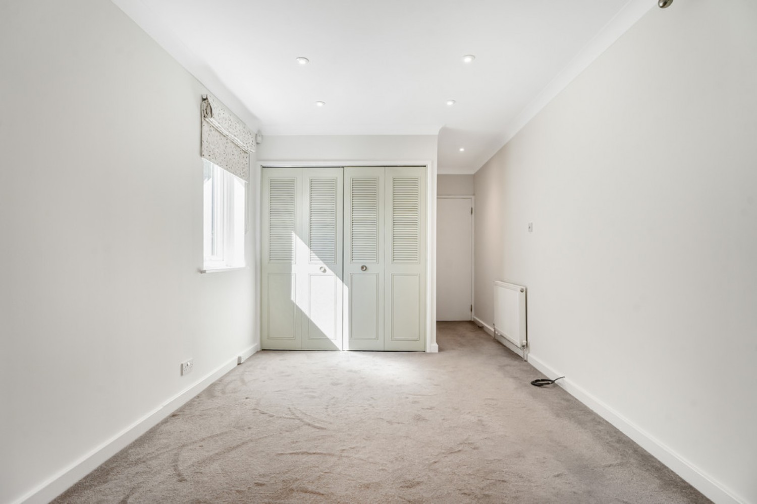 3 bedroom Flat for Sale Succombs Place, Warlingham
