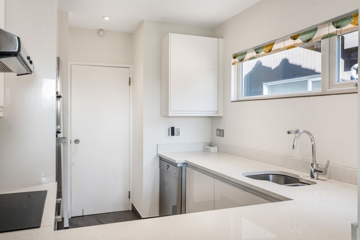 Succombs Place, Warlingham