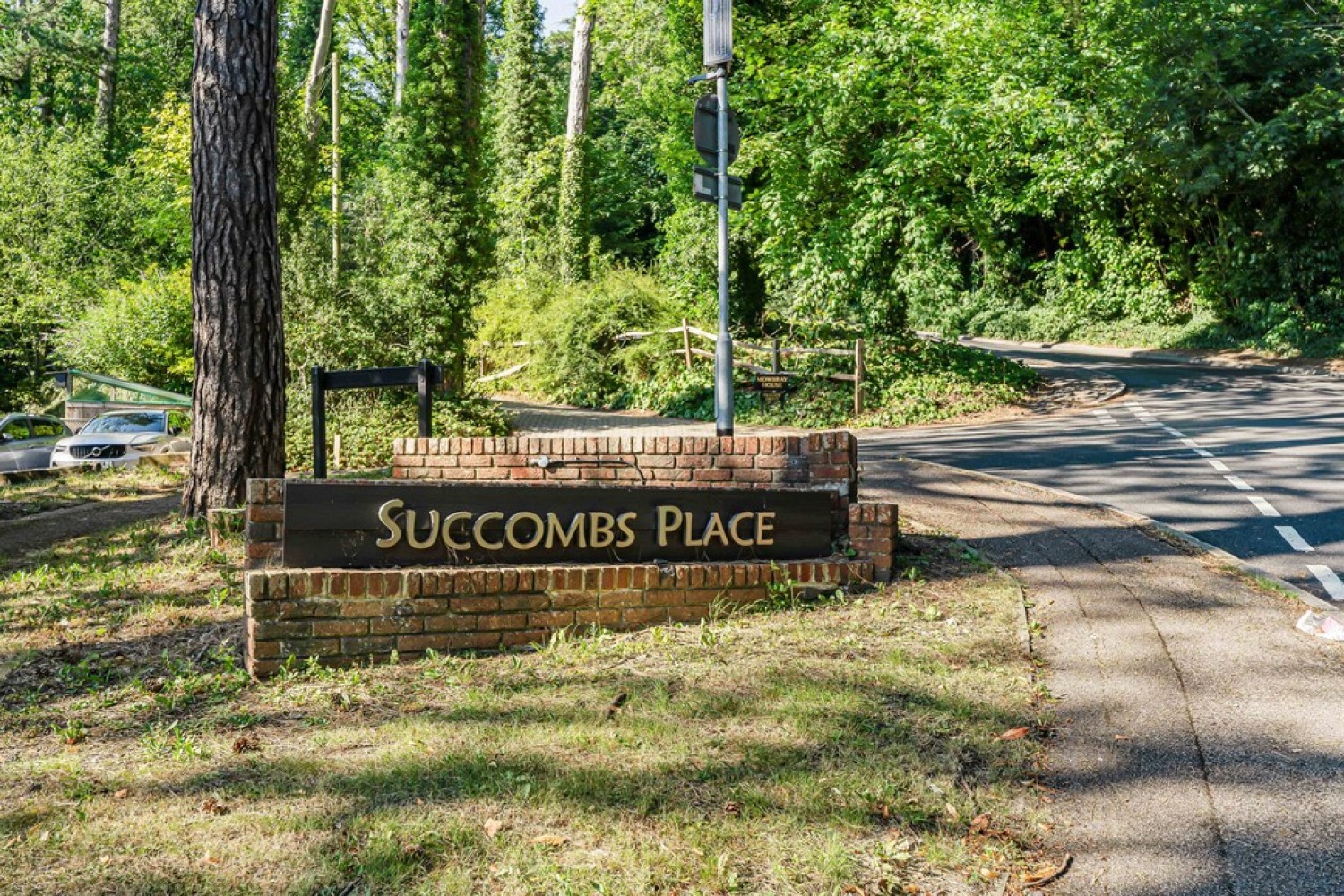 3 bedroom Flat for Sale Succombs Place, Warlingham
